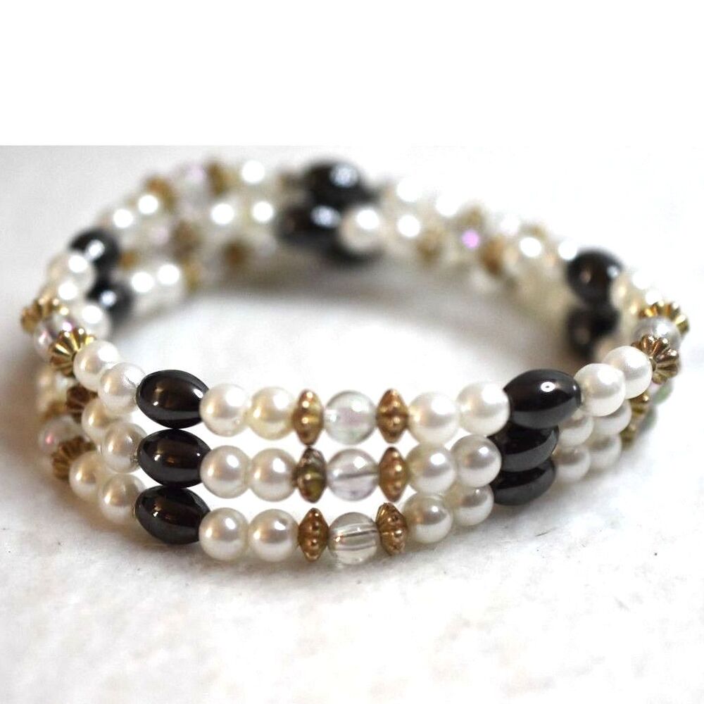 Nostalgic Black/White/Gold Beaded Wrap Magnetic Gently Used Bracelet